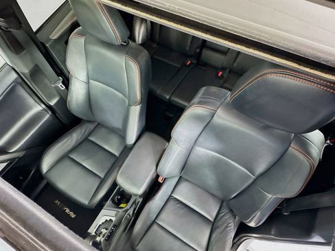 Used 2016 Toyota RAV4 SE image 26