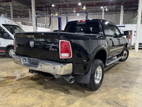 Used 2014 RAM 3500 Laramie w/ Convenience Group image 9