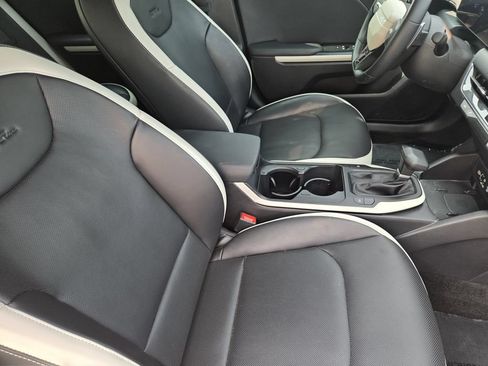 Certified 2025 Kia K4 GT-Line w/ GT-Line Premium Package FWD image 19