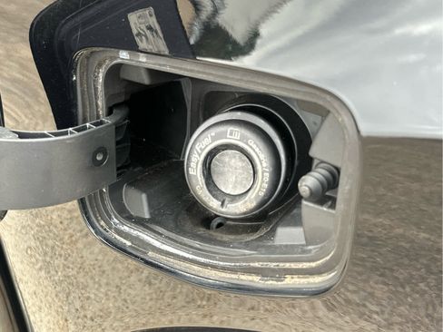 Used 2019 Ford Ranger Lariat w/ Equipment Group 501A Mid image 17