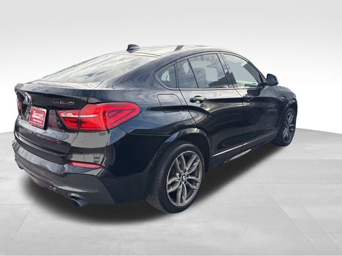 Used 2018 BMW X4 M40i image 4