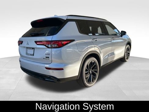 New 2025 Mitsubishi Outlander SEL Black Edition image 3