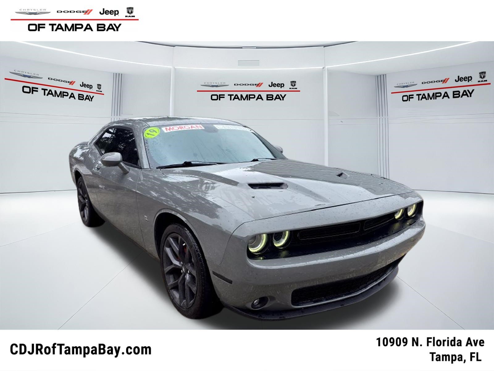 Used 2019 Dodge Challenger SXT w/ Blacktop Package RWD image 1