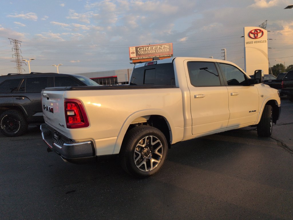 Used 2026 RAM 1500 Laramie AWD/4WD image 5