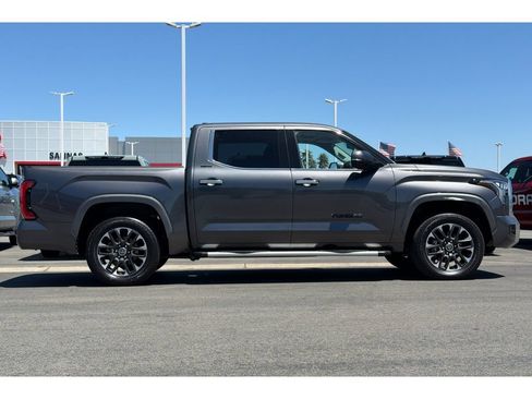 Used 2023 Toyota Tundra Limited AWD/4WD image 3