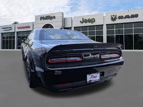 Used 2020 Dodge Challenger SRT Hellcat Redeye RWD image 5
