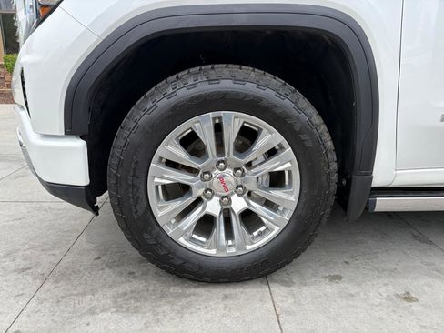 Used 2025 GMC Sierra 1500 Denali w/ Technology Package image 24