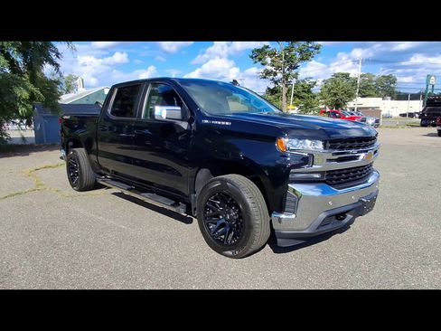 Used 2021 Chevrolet Silverado 1500 LT w/ Safety Package AWD/4WD image 2