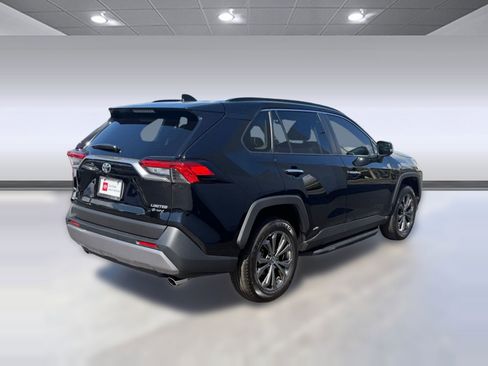 Certified 2025 Toyota RAV4 Limited w/ Advanced Technology Package image 9