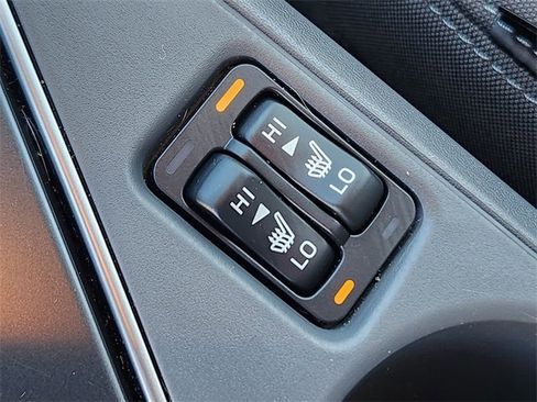 Used 2024 Subaru Crosstrek 2.0i Premium image 28