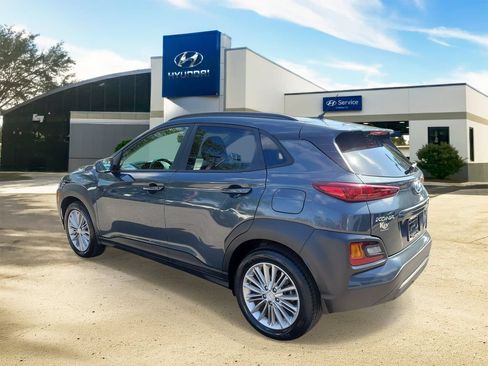 Certified 2021 Hyundai Kona SEL FWD image 3