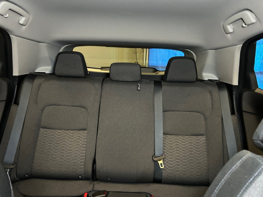 Used 2023 Nissan Ariya FWD image 23