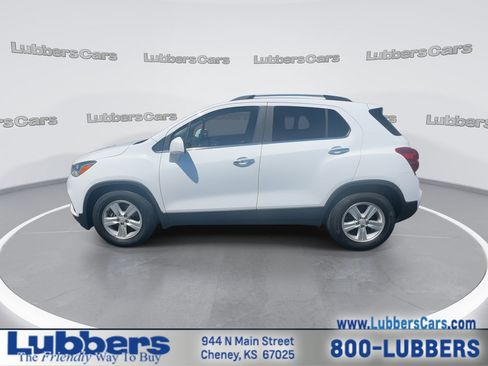 Used 2018 Chevrolet Trax LT w/ LT Convenience Package FWD image 5