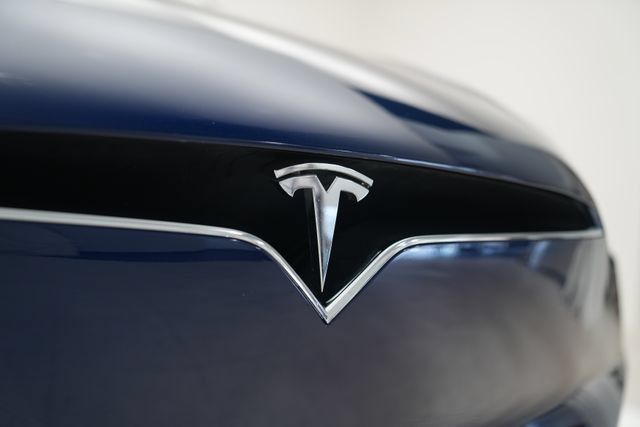 Used 2018 Tesla Model X 75D AWD/4WD image 15