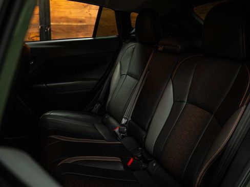 Used 2024 Subaru Crosstrek 2.5i Limited AWD/4WD image 10