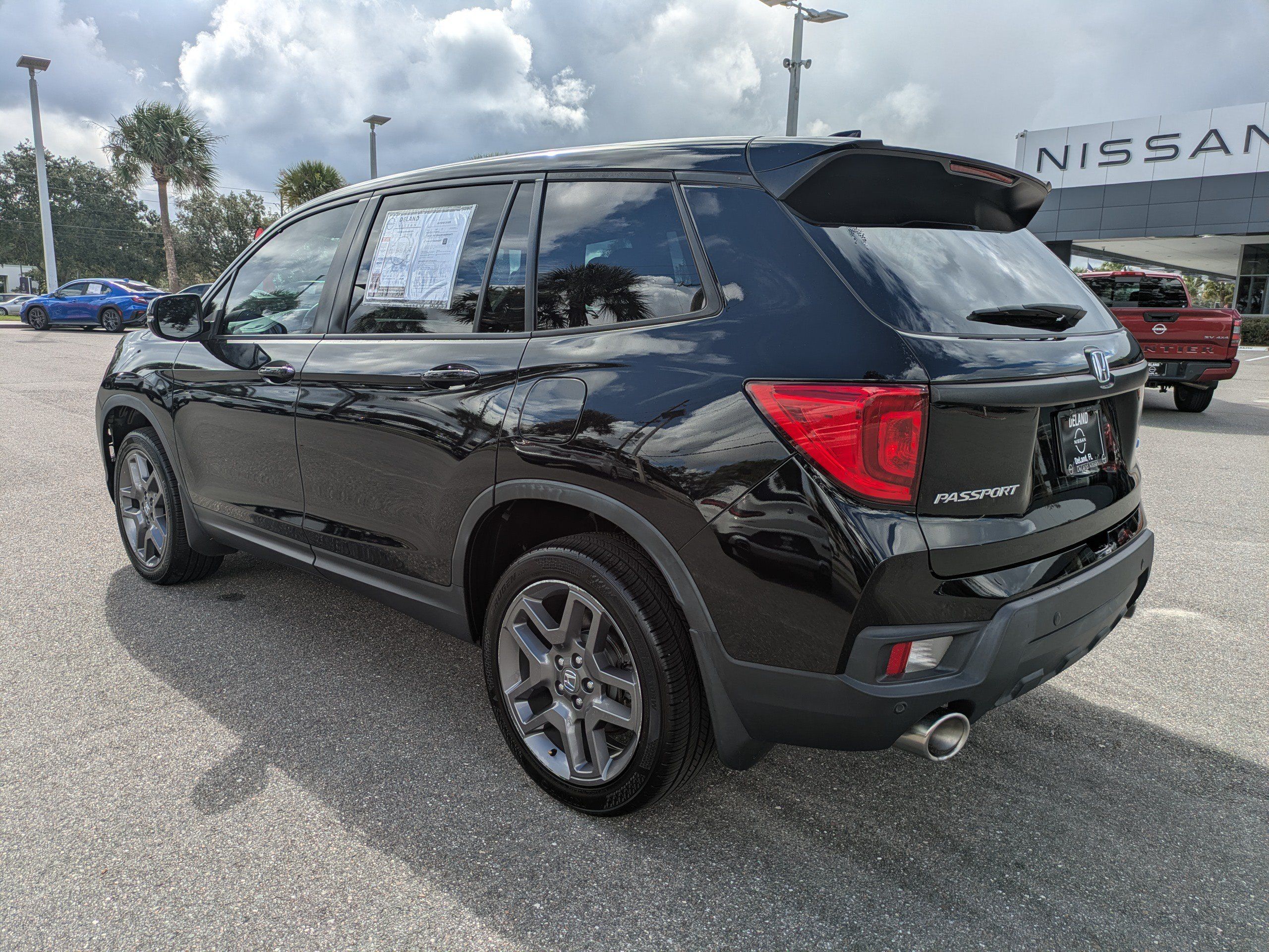 Used 2023 Honda Passport EX-L image 6
