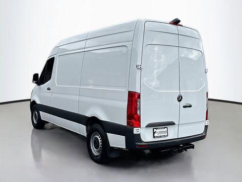 Used 2023 Mercedes-Benz Sprinter 2500 image 7
