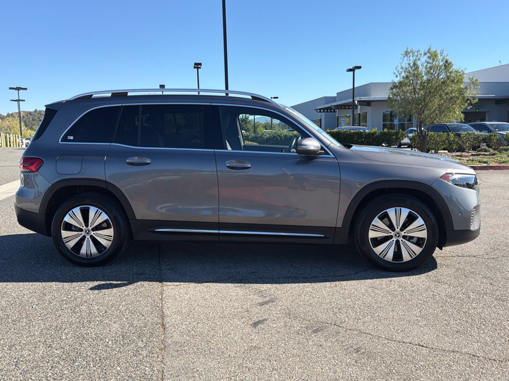 Used 2023 Mercedes-Benz EQB 300 4MATIC image 6