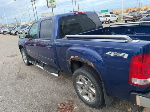 Used 2013 GMC Sierra 1500 SLT w/ SLT Convenience Package image 4