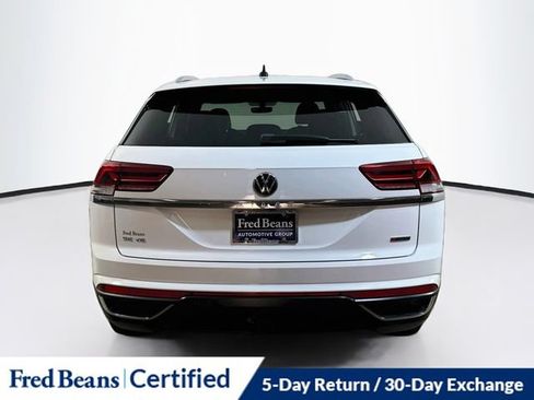 Used 2022 Volkswagen Atlas Cross Sport SE AWD/4WD image 11