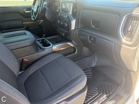 Used 2021 Chevrolet Silverado 1500 RST AWD/4WD image 10
