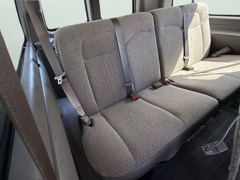 Used 2025 Chevrolet Express 3500 LT w/ LT Preferred Equipment Group RWD image 31