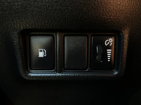 Used 2018 Toyota C-HR XLE FWD image 26