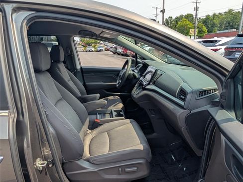 Used 2020 Honda Odyssey EX image 10