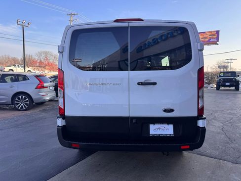Used 2024 Ford Transit 250 Low Roof w/ Exterior Upgrade Package image 4