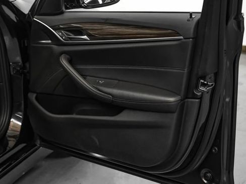 Used 2018 BMW 540i RWD image 44