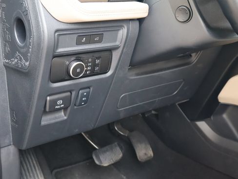 Used 2024 Ford Expedition Max Limited RWD image 24