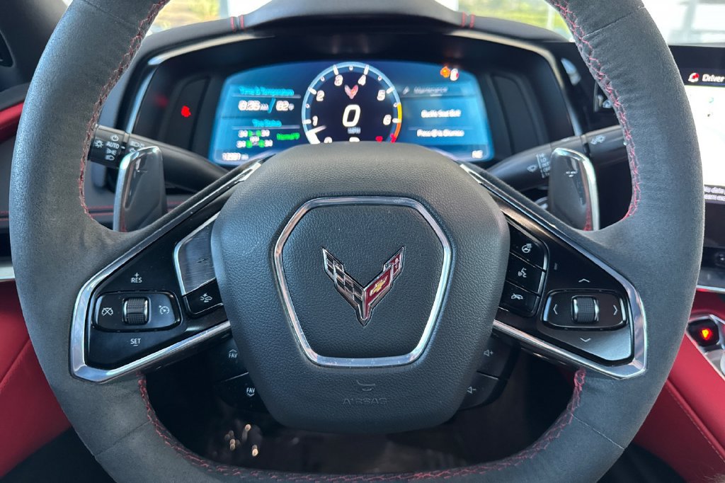 Used 2024 Chevrolet Corvette Stingray Preferred Cpe w/ Z51 Performance Package RWD image 25