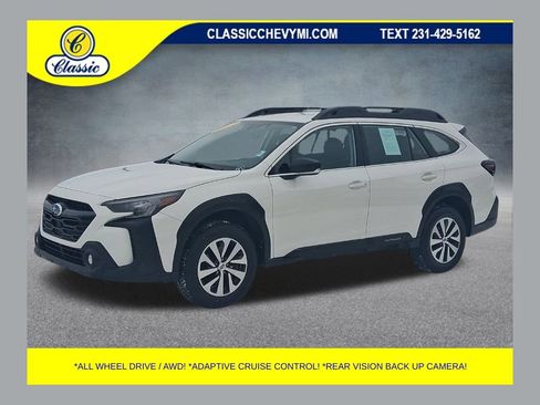 Used 2023 Subaru Outback 2.5i image 1