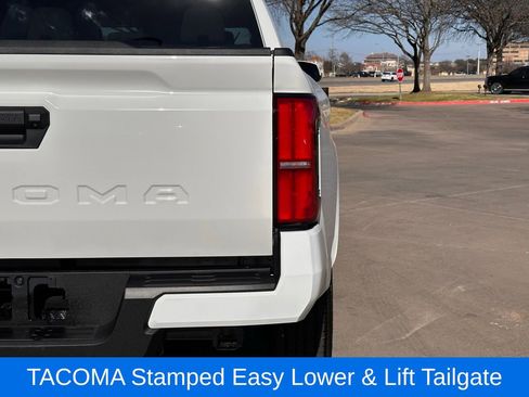 Used 2025 Toyota Tacoma SR5 image 14