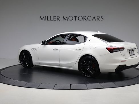 Certified 2022 Maserati Ghibli Modena Q4 image 4