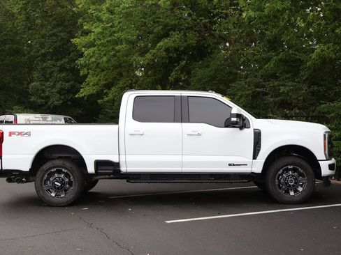 Used 2023 Ford F250 Lariat w/ Sport Appearance Package AWD/4WD image 11