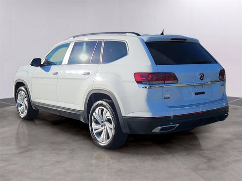 Certified 2022 Volkswagen Atlas SE w/ Panoramic Sunroof Package image 6