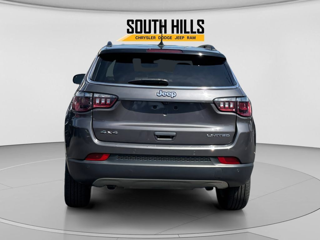 Used 2024 Jeep Compass Limited AWD/4WD image 4