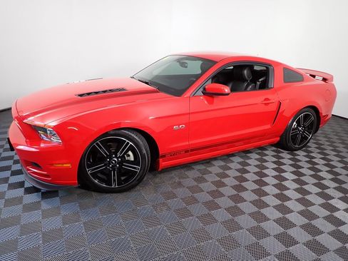 Used 2014 Ford Mustang GT Premium w/ Electronics Package RWD image 11