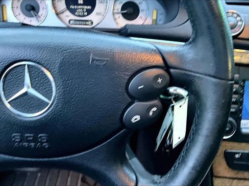 Used 2008 Mercedes-Benz E 350 E 350 Sedan 4D image 18