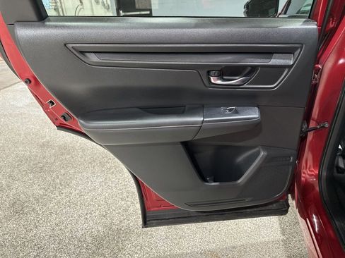 Used 2023 Honda CR-V Sport image 13