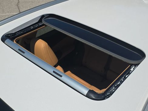 Used 2025 Lexus NX 250 AWD w/ Accessory Package (2T) image 3