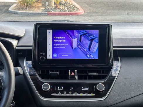 Used 2024 Toyota Corolla LE FWD image 17