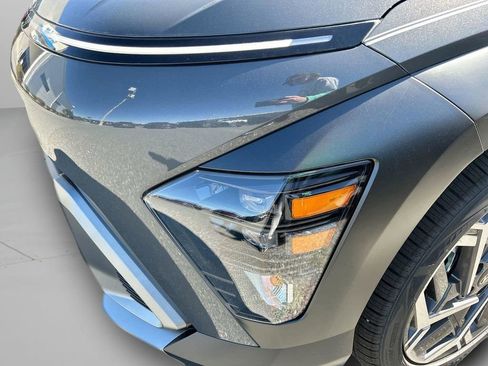 New 2026 Hyundai Kona SEL Premium image 18