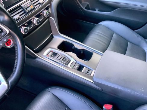 Used 2020 Honda Accord EX-L image 16