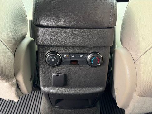 Used 2015 Ford Explorer XLT w/ Equipment Group 201A image 24