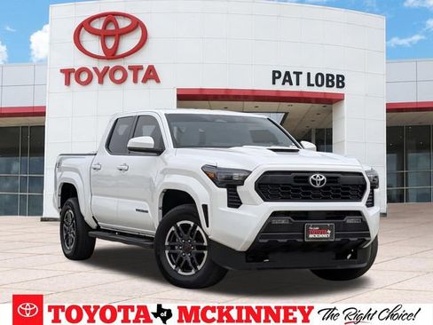 Used 2025 Toyota Tacoma TRD Sport RWD image 1
