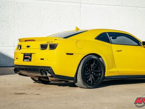 Used 2013 Chevrolet Camaro ZL1 image 18