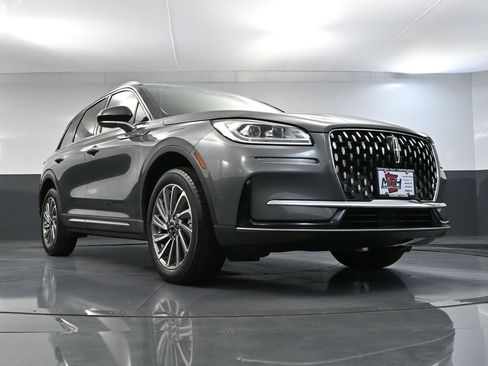 Used 2024 Lincoln Corsair Reserve w/ Towing Package image 54