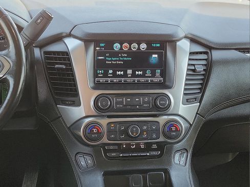 Used 2019 Chevrolet Tahoe LT image 10